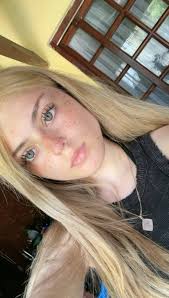 2006 and single, and you ? 🥰