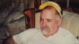 50 wholesome photos showing dads doing their funniest and best parenting  moments (link in the comments)