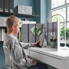 Övning schreibtischtrennwand mit fächern damit lässt sich der küchentisch in einen produktiven arbeitsplatz oder das wohnzimmer in einen ort tiefer konzentration verwandeln. Ovning Schreibtischtrennwand Mit Fachern Ikea Deutschland