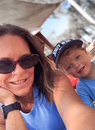 Dawn Feaster's Instagram, Twitter & Facebook