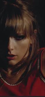 Scarlett moon (rss30112010)