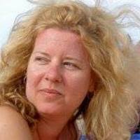 PDF) Gioia del Colle. Die Restaurierung eines Stauferkastells in den Fotos