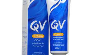 معلومات عن مميزات وعيوب كريم كيو في Qv مبيض ومرطب للبشرة موسوعة