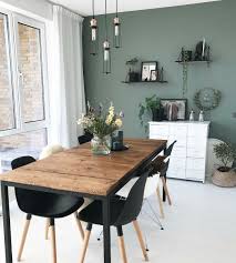 Nordische Trends Die Grune Wand Peinturesalontendance Nordische Trends Die Grune Wand Grune No In 2020 Esszimmerdesign Wohnung Einrichten Wohnzimmer Ideen Wohnung