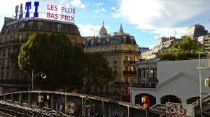 Vous êtes inscrits à la newsletter de tati.fr. Barbes Clap De Fin Pour Le Dernier Tati De Paris