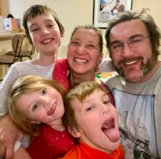 🚨 URGENT NEED! 🚨Dear friends + neighbors, I'm writing to ask for your  prayers and support for our close friends Miranda and Jeff and their  children. They just found out their home