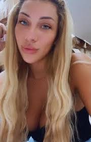 Korey Robles's Instagram, Twitter & Facebook