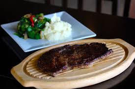 Sözlükte rib eye steak kelimesinin manası: Rib Eye Steak Breakpoint Pizza Website