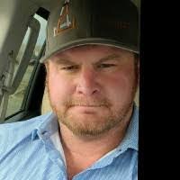 Eric Olmstead's Instagram, Twitter & Facebook