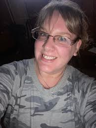 Good morning and Happy Monday!!!! Dam I feel so good this morning! I hope I  can keep this up throughout the week!! We got this ladies! Bev's new  workout was 🔥🔥 💪🏻🥊