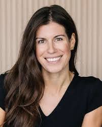 Jackie Scholes's Instagram, Twitter & Facebook