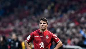 Si antoine dupont a quitté castres pour le stade toulousain, c'est aussi parce qu'il s'y sentait frustré. Toulouse Toulousain De L Annee 2 15 Antoine Dupont Pour L Amour Du Stade Ladepeche Fr