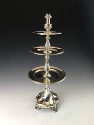 Ein leckerer schnaps, passend zu allen gerichten. Dreigeschossige Historismus Etagere Fa Bachmann Wien 19 Jahrhundert