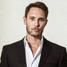 Stephen Boisvert's Instagram, Twitter & Facebook