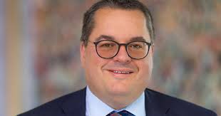 Dean Purvis > Our people > About us > Gleeds