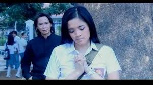 Lirik lagu baru indonesia lirik lagu indonesia terbaru dan terlengkap. Chord Dan Lirik Lagu Kisah Kasih Di Sekolah Chrisye Kunci C Viral Tiktok Sungguh Aneh Tapi Nyata Surya