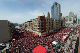There are plenty of fun ways to celebrate the start of baseball season in the queen city. Cincinnati Reds On Twitter Sports Illustrated Writer Blown Away By Cincinnati Reds Opening Day Festivities Http T Co Txntshyaop Http T Co Pf8oq3msjd