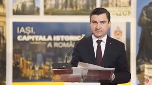 Primarul mihai chirica a declarat că pubelele stradale sunt alimentate cu energie solară, deţin un sistem inteligent care detectează nivelul de umplere şi compactează deşeurile, scrie agerpres. Ce Spune Mihai Chirica Despre Alegerea Primarilor In DouÄƒ Tururi
