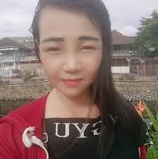 她，拥有旁人眼中的“完美人生”， 但她内心却总被忧郁与不安笼罩， 仿佛陷入一个无形的循环中。👣👣👣 ‧ ⛓️当心被困住时，我们该如何走出来？ ‧  🎞️金菩提宗师最新著作《