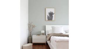 Les tables de chevet sont des héros de l'ombre, qui gardent à portée de main tous ces petits objets indispensables pour une bonne nuit. Ikea 25 Idees Pour Combiner Les Elements Eket Dans La Maison
