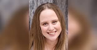 Melinda Ryan's Instagram, Twitter & Facebook