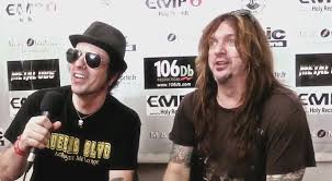 Skid row frontman johnny solinger has died at the age of 55, just a month after telling fans he had liver failure. Skid Row S Rachel Bolan On Singer Johnny Solinger He Is Not Flamboyant And He Means What He Says Blabbermouth Net