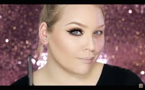 Последние твиты от nikkietutorials (@nikkietutorials). The Power Of Make Up Dieses Video Macht Spass Susieknows Fashion