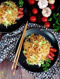 Indonesian Fried Vermicelli Bihun Goreng Kecap Turkish Recipes Savoury Food Homemade Egg Noodles