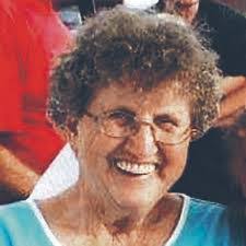 Holly Bales's Instagram, Twitter & Facebook