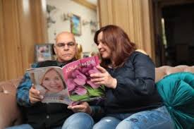 Atv avrupa ekranda yayımlanmakta olan esra kazancıbaşı i̇le sağlığım i̇çin herşey programına konuk olan oyuncu pelin öztekin. Rasim Oztekin Ve Esra Kazancibasi Roportaj Kolan Saglik