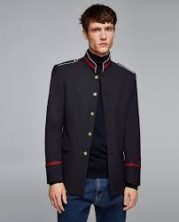 Le steampunk goth est une culture alternative qui mêle l'esthétique rétro du steampunk à l'obscurité du gothique. Vestes Officier Homme Cheap Buy Online