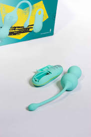 Oeuf vibrant télécommandé CELLO de Romp. Qui fait la poule ?
