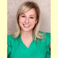 Kathy Lauer's Instagram, Twitter & Facebook