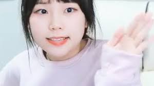 80년대 화장을 한 우정잉 - 악플달면 쩌리쩌려버려 - ＊여성시대＊ 차분한 20대들의 알흠다운 공간