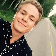 Herman Lund (@lund_n)