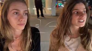 Witnesses recount collision of Mexican ship with Brooklyn Bridge in New York