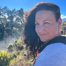 Lisa Ritz (@ritztigram) • Threads, Say more