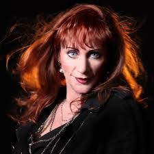 Kimberly Hall's Instagram, Twitter & Facebook