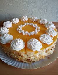 Pfirsich Sahne Torte Mit Frischkase Rezept Frag Mutti Rezept Pfirsichcreme Torten Rezepte Mit Frischkase Kuchen Und Torten