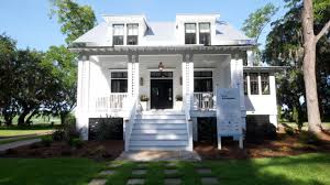 A dreamy blue ridge mountain hideaway. Modern Coastal Cottage Design Idea House Hello Lovely