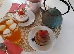 Le gluten, du latin glu (colle) est la masse protéique, soluble dans l'eau, élastique et visqueuse. Les Demoiselles De Montpellier Patisseries Sans Gluten Sant Lait