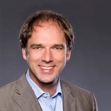 Frank Renner's Instagram, Twitter & Facebook