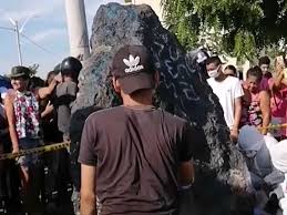 May 31, 2021 · según relato la corporación autónoma regional de santander (cas), el primer hallazgo habría sido sobre las 11:00 de la mañana del pasado domingo, en la vereda platera baja en el sector de sinsali, mientras se realizaba el levantamiento de este ejemplar, hubo un segundo llamado denunciando la misma situación en la vereda tinaja, sector de. Ufr7pru1lclntm