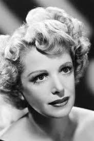 Doreen Mclean's Instagram, Twitter & Facebook