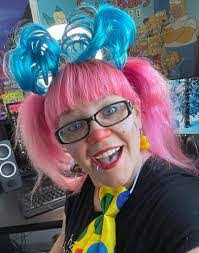 Caitlin Mcquiston's Instagram, Twitter & Facebook