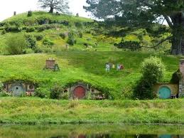 Hobbit Homes Hobbit Houses Beautiful Places Hobbit House The Hobbit Hobbit Hole
