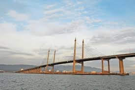 Arsitektur kota bayangan hitam sungai lanskap bangunan perkotaan london cityscape jembatan. Penang Bridge Editorial Photography Image Of Malaysia 25859462