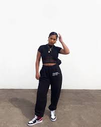 Stefneyv On Instagram Last Fit Of 2019 Outfit Missyempire Air Jordan 1 Streetwear Fashion Jordan Outfits Womens Streetwear Fashion Women
