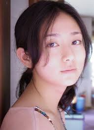 日本女星 おしゃれまとめの人気アイデア pinterest s k 2020 女性のポートレート 髪型 女性 美人 顔