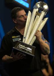 From pub darts to champion of the world. 1bw3zptw5jl Mm